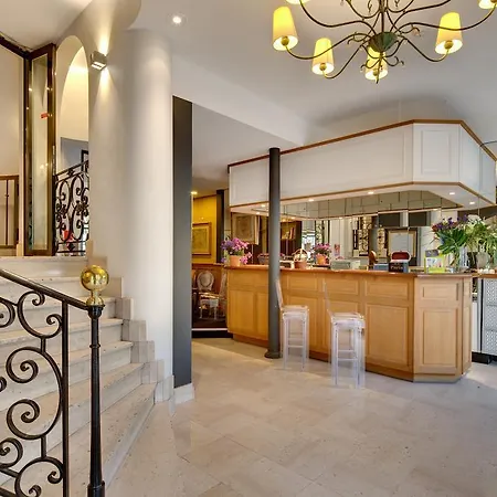 Hotel Grand Des Gobelins 3*