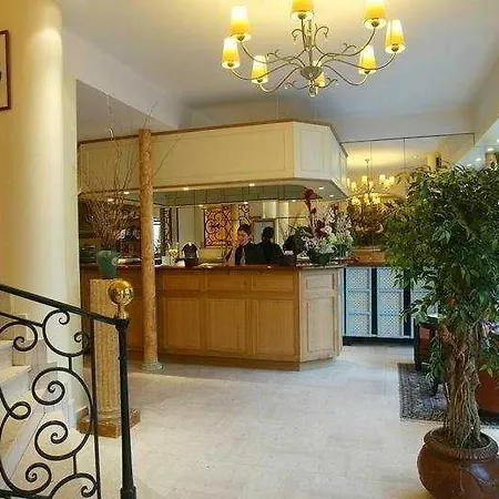 Grand Des Gobelins Hotel Parigi