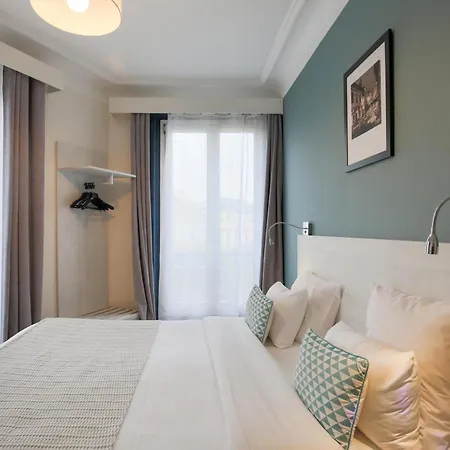 Hotel Grand Des Gobelins 3*