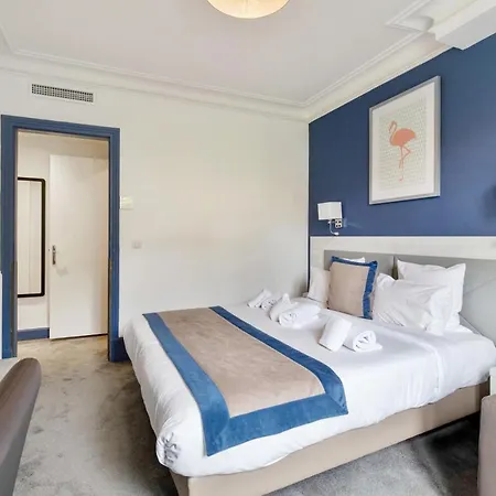 Hotel Grand Des Gobelins 3*